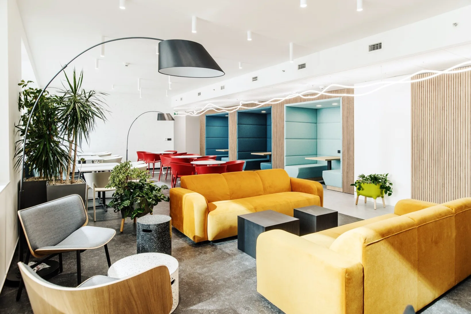 CoolPeople HQ Prague