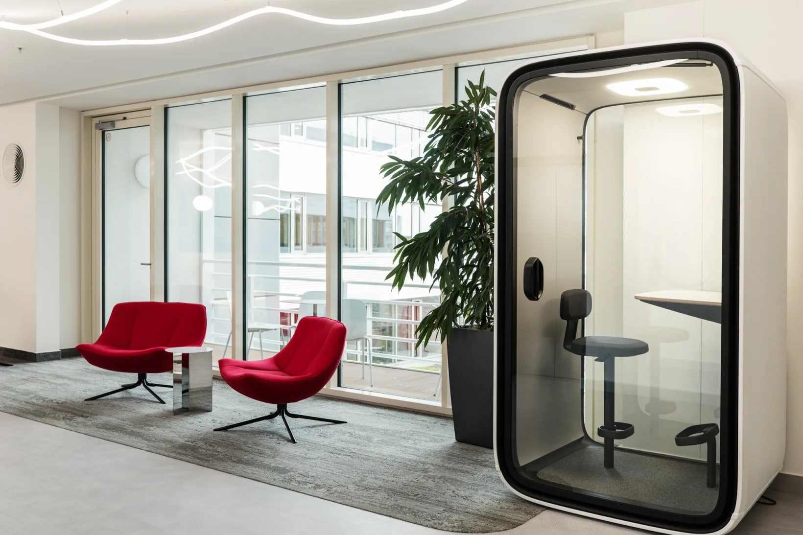 CoolPeople HQ Prague